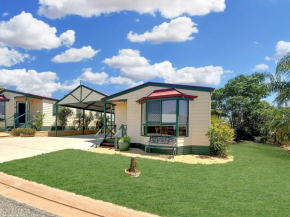 Outback Villas